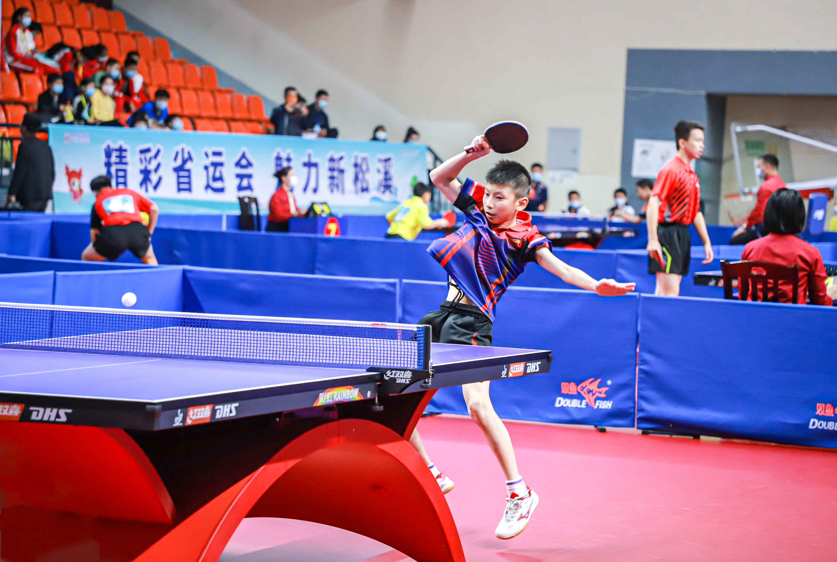 时刻表现可 时刻表现可